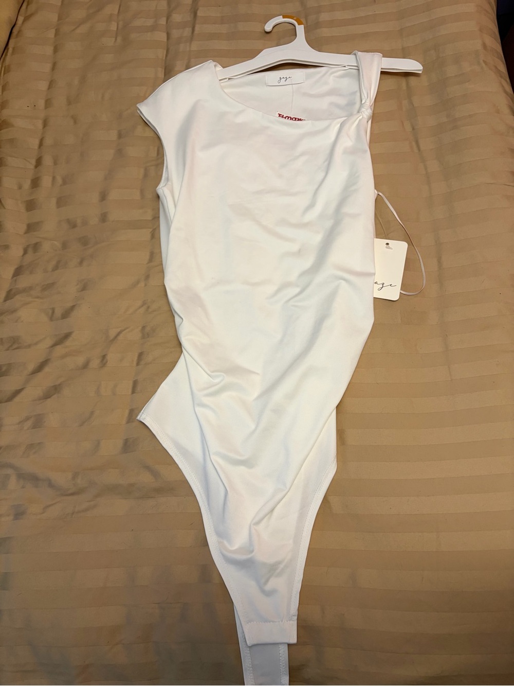 gaze White Sleeveless Bodysuit